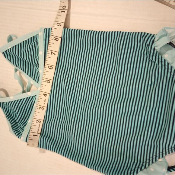 Striped one piece with ruffle leg - Picture 5 of 8